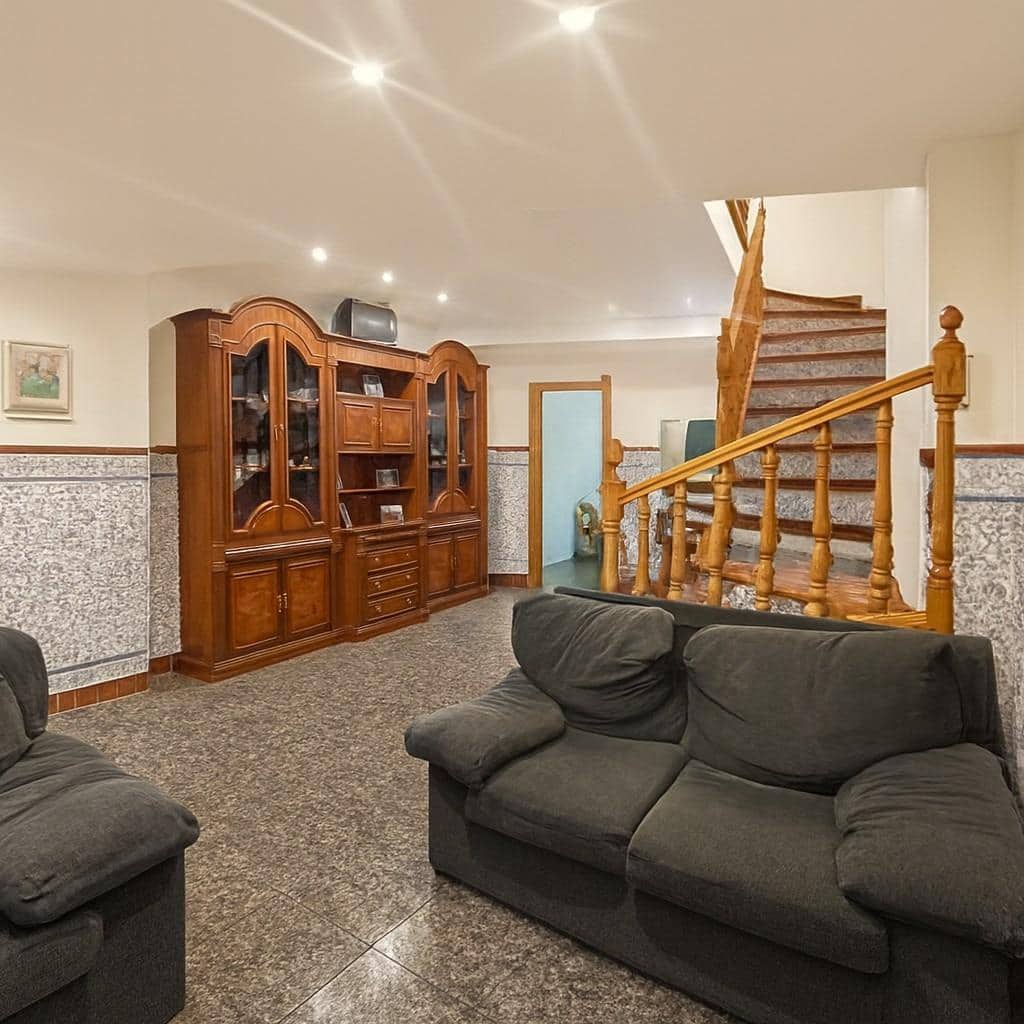 Casa de 3 habitaciones en La Vall d'Uixó en venta - 158.000 € (Ref: 9627481)