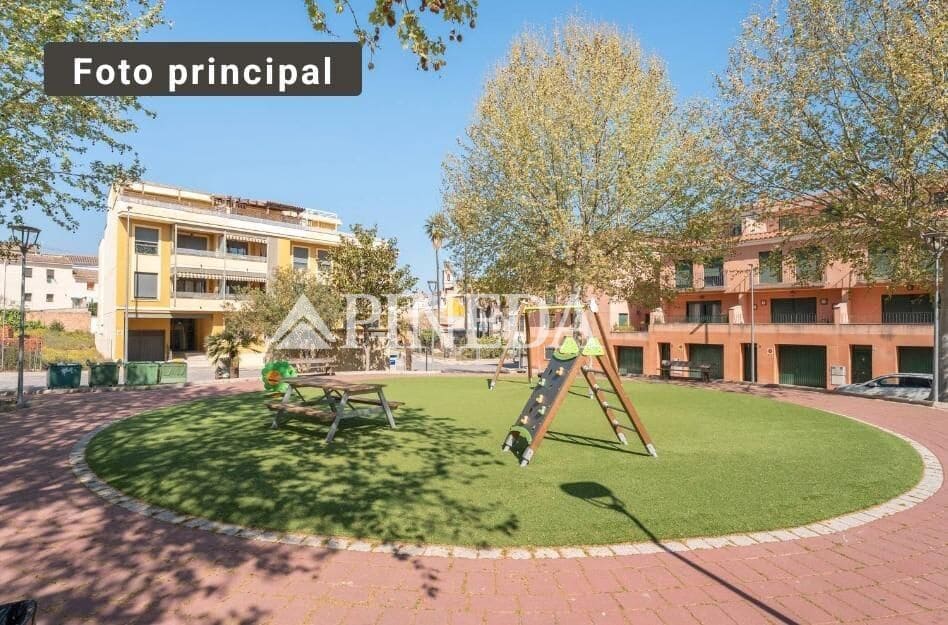 Adosado de 3 habitaciones en Soneja en venta - 230.000 € (Ref: 9677462)