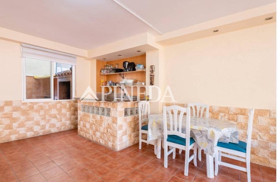 3 bedroom Terraced Villa for sale in Soneja with garage - € 230,000 (Ref: 9677462)