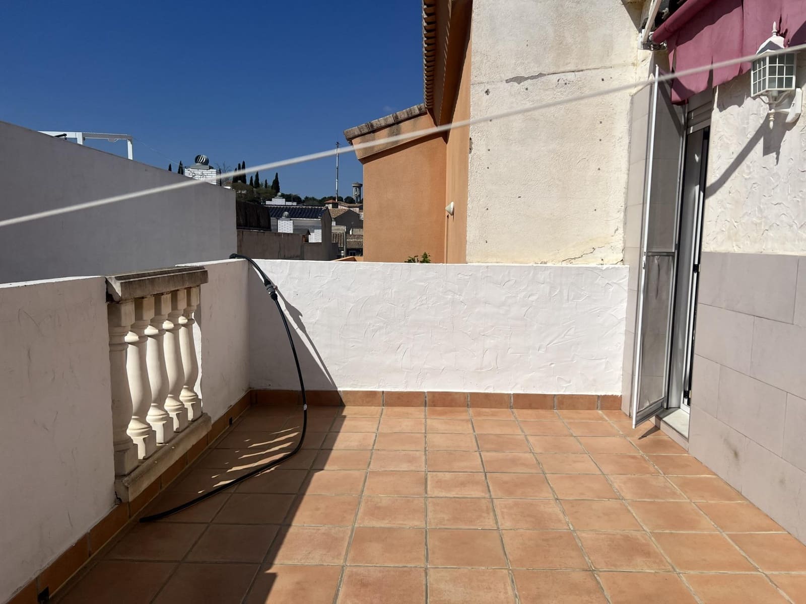 3 bedroom Terraced Villa for sale in Soneja with garage - € 230,000 (Ref: 9677462)