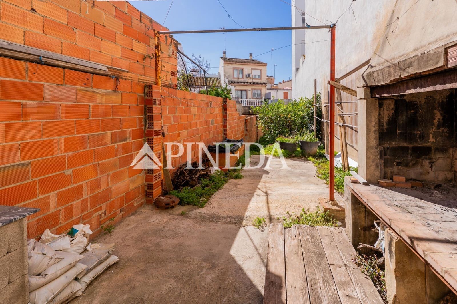 Townhouse for sale in Puig - € 180,000 (Ref: 9695320)