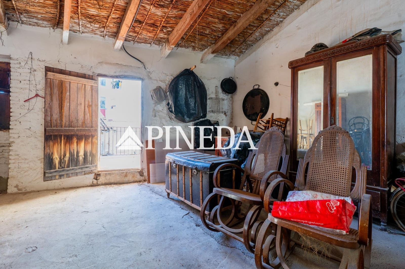 Townhouse for sale in Puig - € 180,000 (Ref: 9695320)