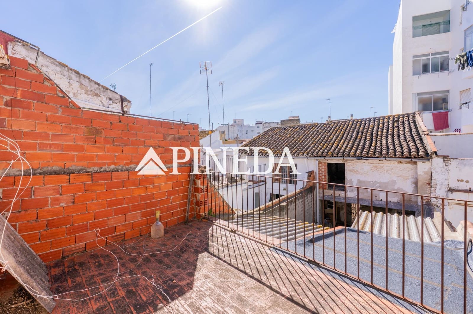 Townhouse for sale in Puig - € 180,000 (Ref: 9695320)