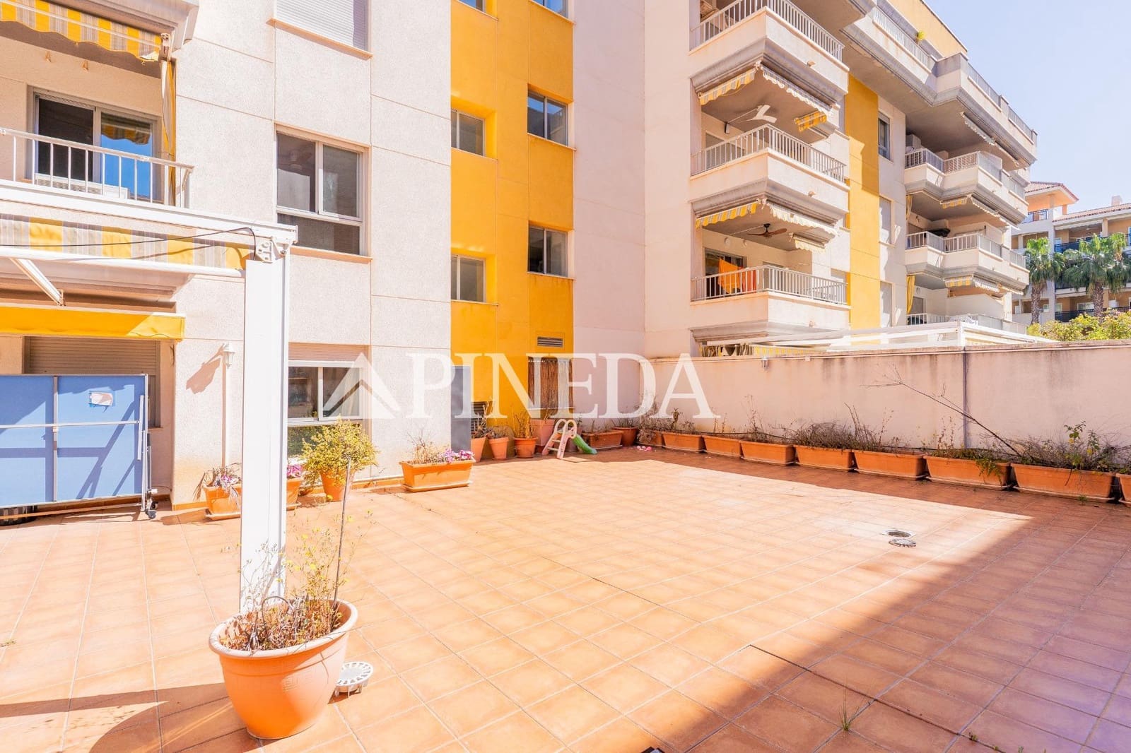 Apartamento de 2 habitaciones en Canet d'En Berenguer en venta con piscina garaje - 280.000 € (Ref: 9794608)