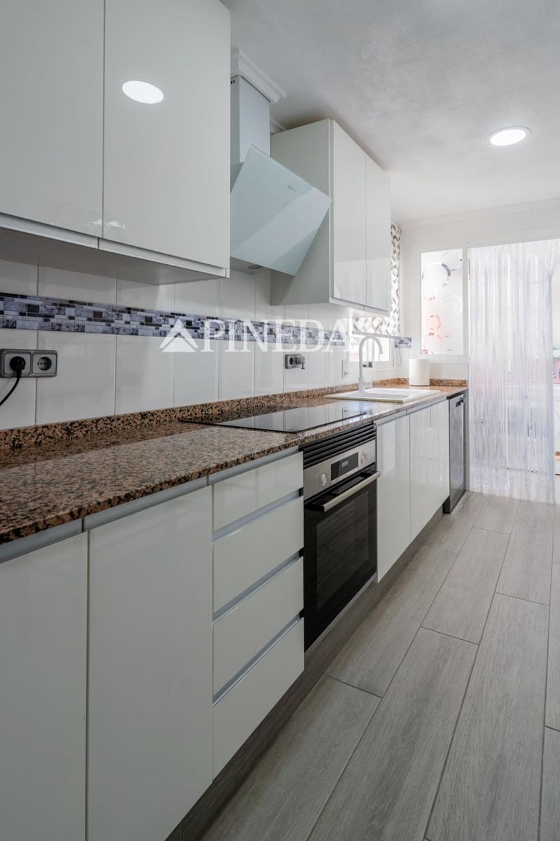 3 sovrum Lägenhet till salu i Pucol - 230 000 € (Ref: 9811569)