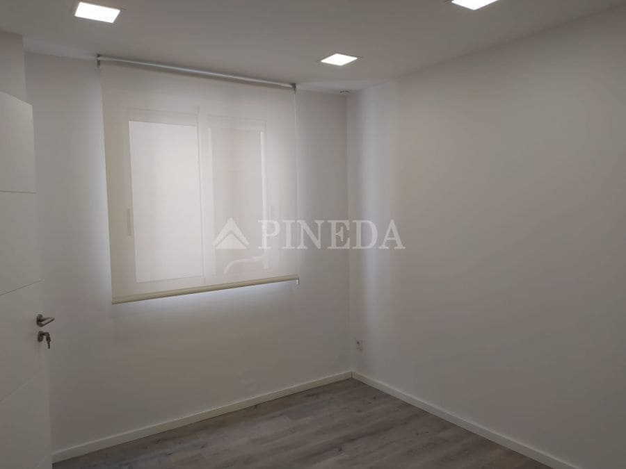 6 bedroom Office for rent in Valencia city - € 3,000 (Ref: 9855444)