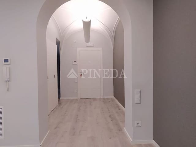 6 bedroom Office for rent in Sant Francesc, Valencia city - € 3,000 (Ref: 9855444)