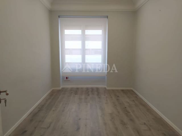 6 bedroom Office for rent in Sant Francesc, Valencia city - € 3,000 (Ref: 9855444)