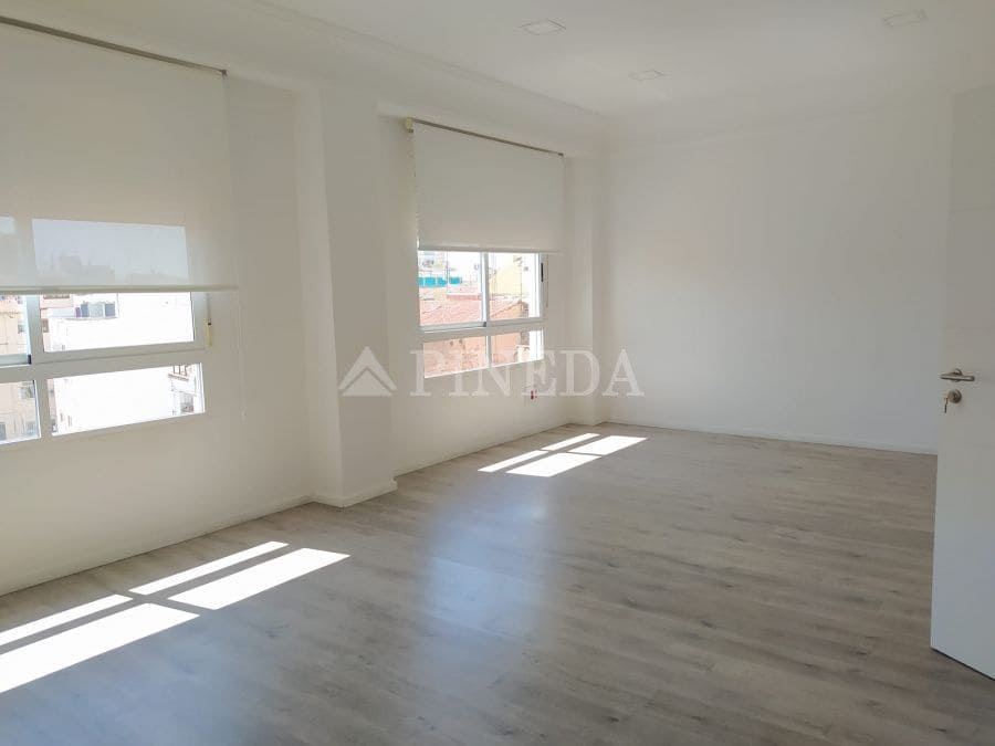 6 bedroom Office for rent in Valencia city - € 3,000 (Ref: 9855444)
