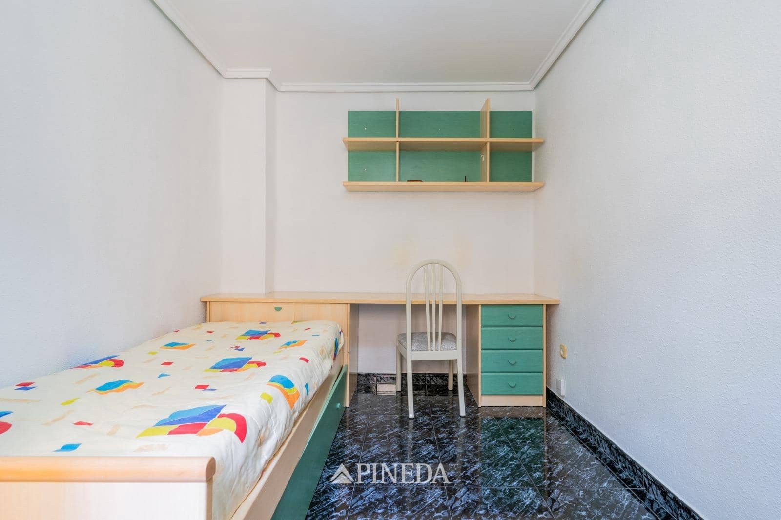 2 bedroom Flat for sale in Valencia city - € 250,000 (Ref: 9892365)