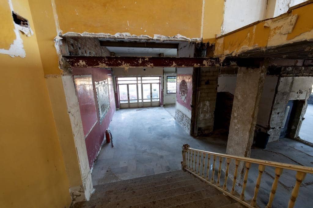 Comercial para arrendar em Museros - 10 000 € (Ref: 9973320)