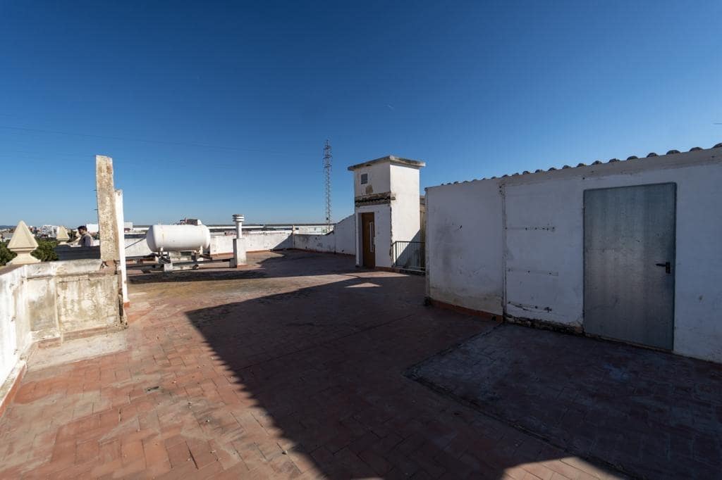 Comercial para arrendar em Museros - 10 000 € (Ref: 9973320)