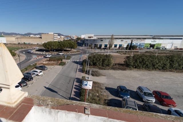 Comercial para arrendar em Museros - 10 000 € (Ref: 9973320)