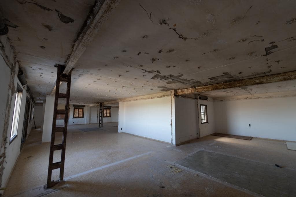 Comercial para arrendar em Museros - 10 000 € (Ref: 9973320)