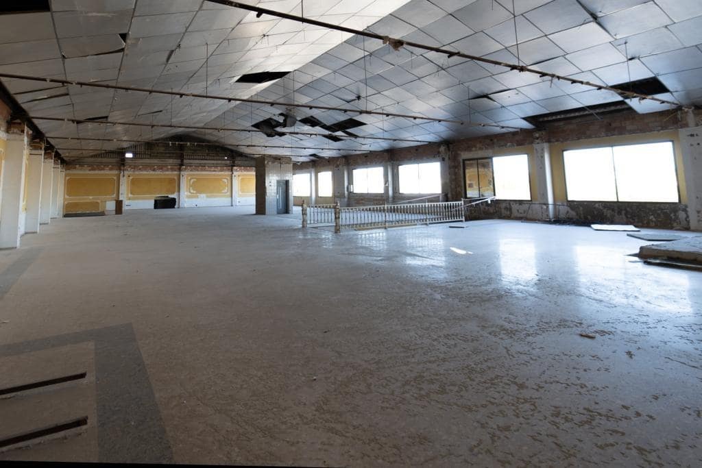 Comercial para arrendar em Museros - 10 000 € (Ref: 9973320)