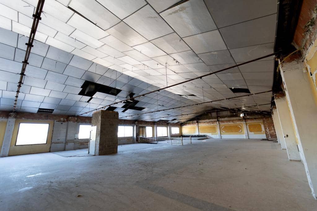 Comercial para arrendar em Museros - 10 000 € (Ref: 9973320)