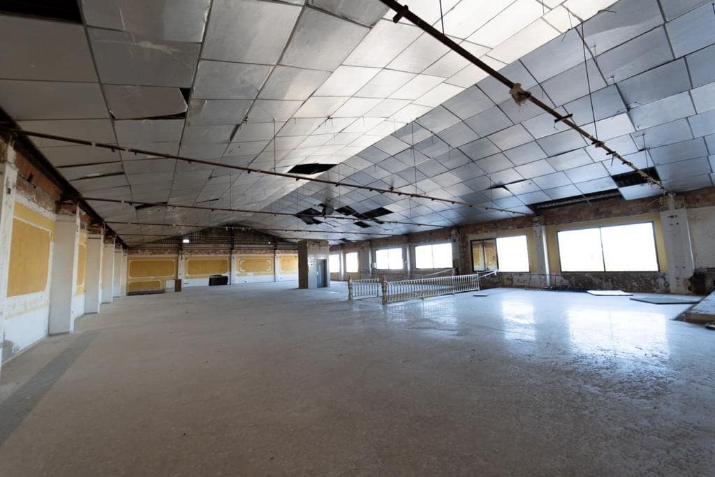 Comercial para arrendar em Museros - 10 000 € (Ref: 9973320)