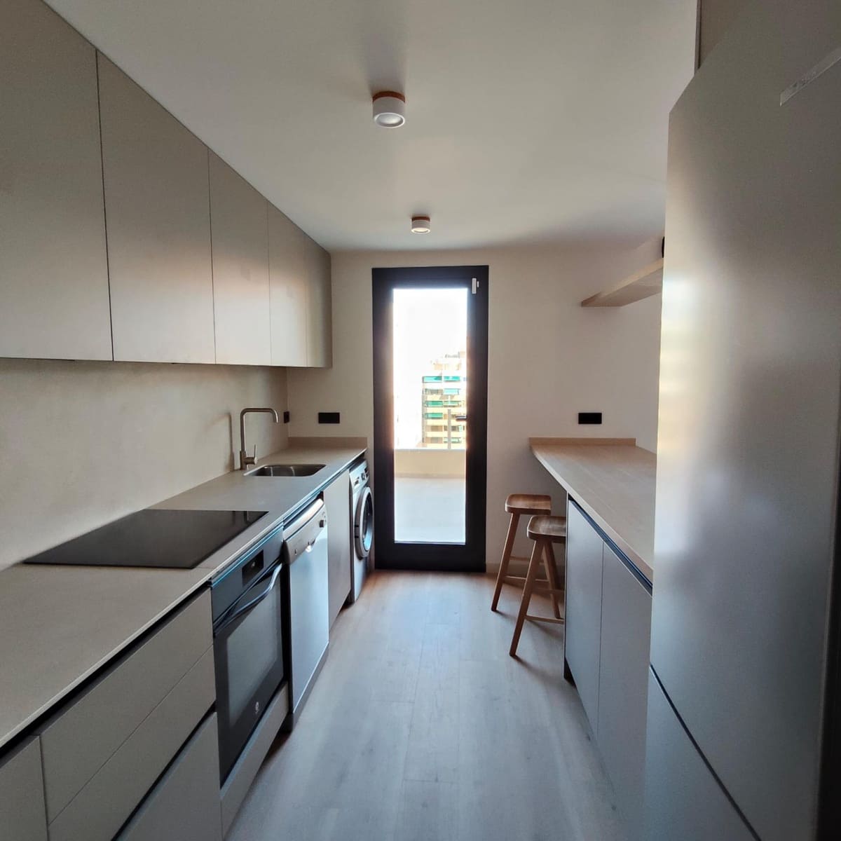 2 soveværelse Lejlighed til leje i La Pobla de Farnals med swimmingpool garage - € 1.200 (Ref: 9975417)