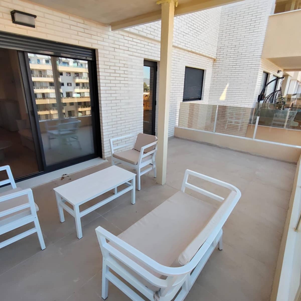 2 soveværelse Lejlighed til leje i La Pobla de Farnals med swimmingpool garage - € 1.200 (Ref: 9975417)
