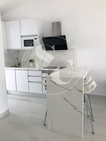 3 makuuhuone Omakotitalo vuokrattavana paikassa Playa del Inglés, San Bartolomé de Tirajana mukana uima-altaan - 3 000 € (Ref: 8412952)