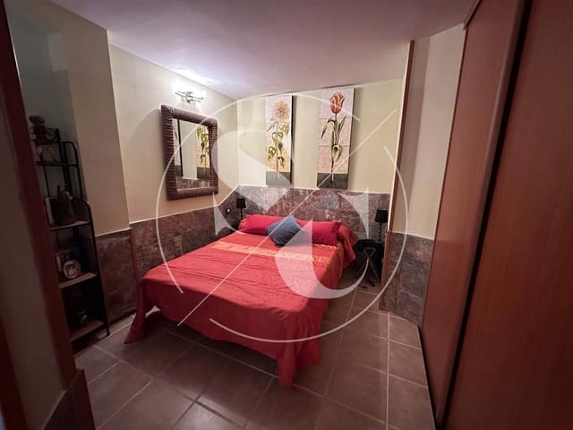 3 chambre Villa/Maison à vendre à Sonneland, San Bartolomé de Tirajana avec piscine - 390 000 € (Ref: 8539732)