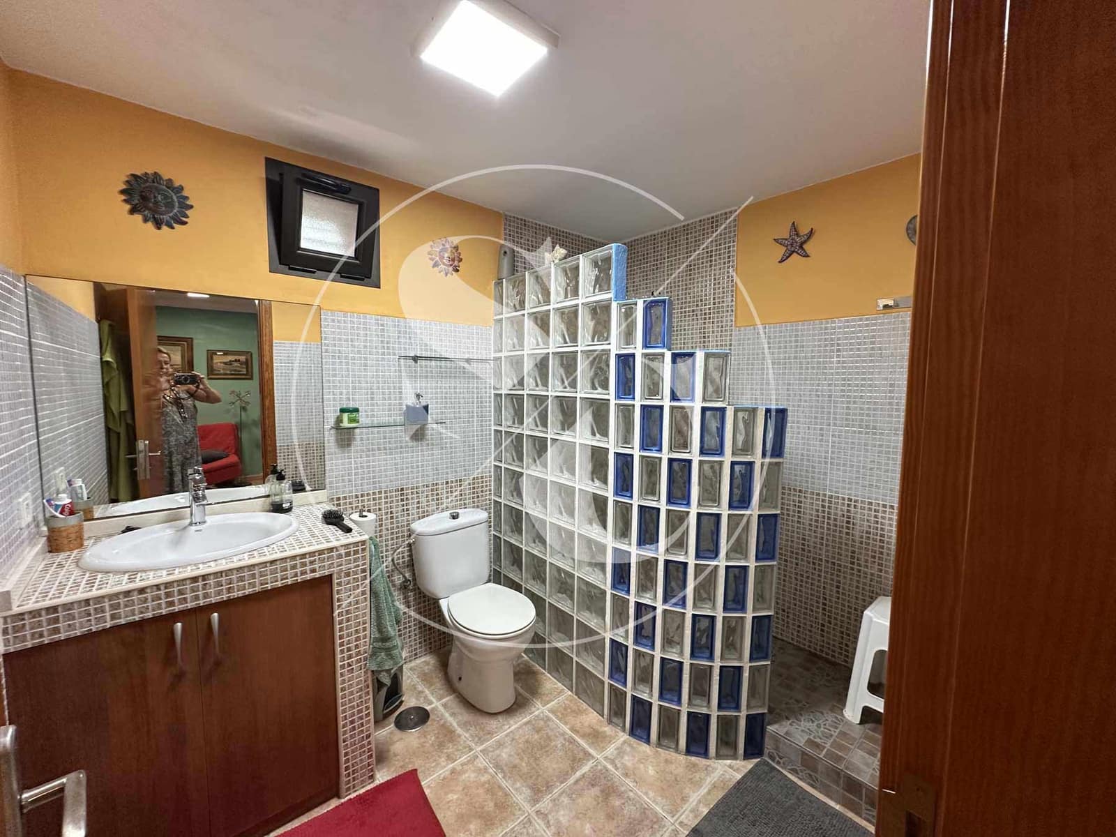 3 soveværelse Villa til salg i Sonneland med swimmingpool - € 390.000 (Ref: 8539732)