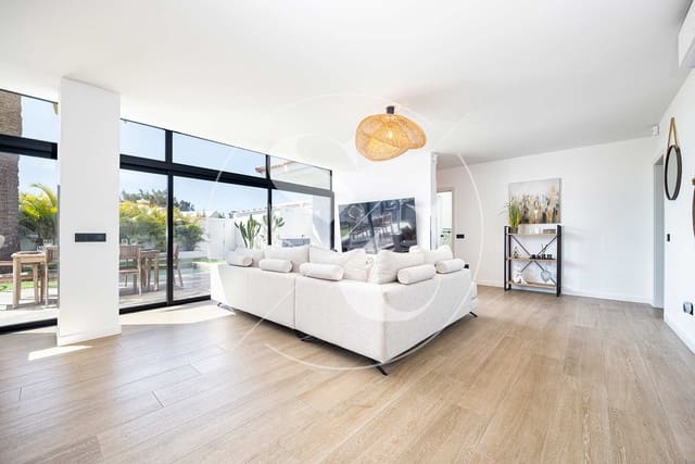 3 sovrum Hus till salu i Maspalomas, San Bartolomé de Tirajana med pool - 990 000 € (Ref: 8889068)