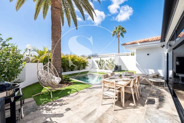 3 bedroom Townhouse for sale in Maspalomas, San Bartolomé de Tirajana with pool - € 949,000 (Ref: 8889068)