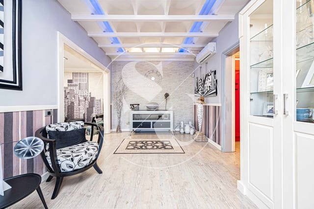 3 bedroom Bungalow for sale in Playa del Inglés, San Bartolomé de Tirajana with pool garage - € 749,000 (Ref: 9004517)