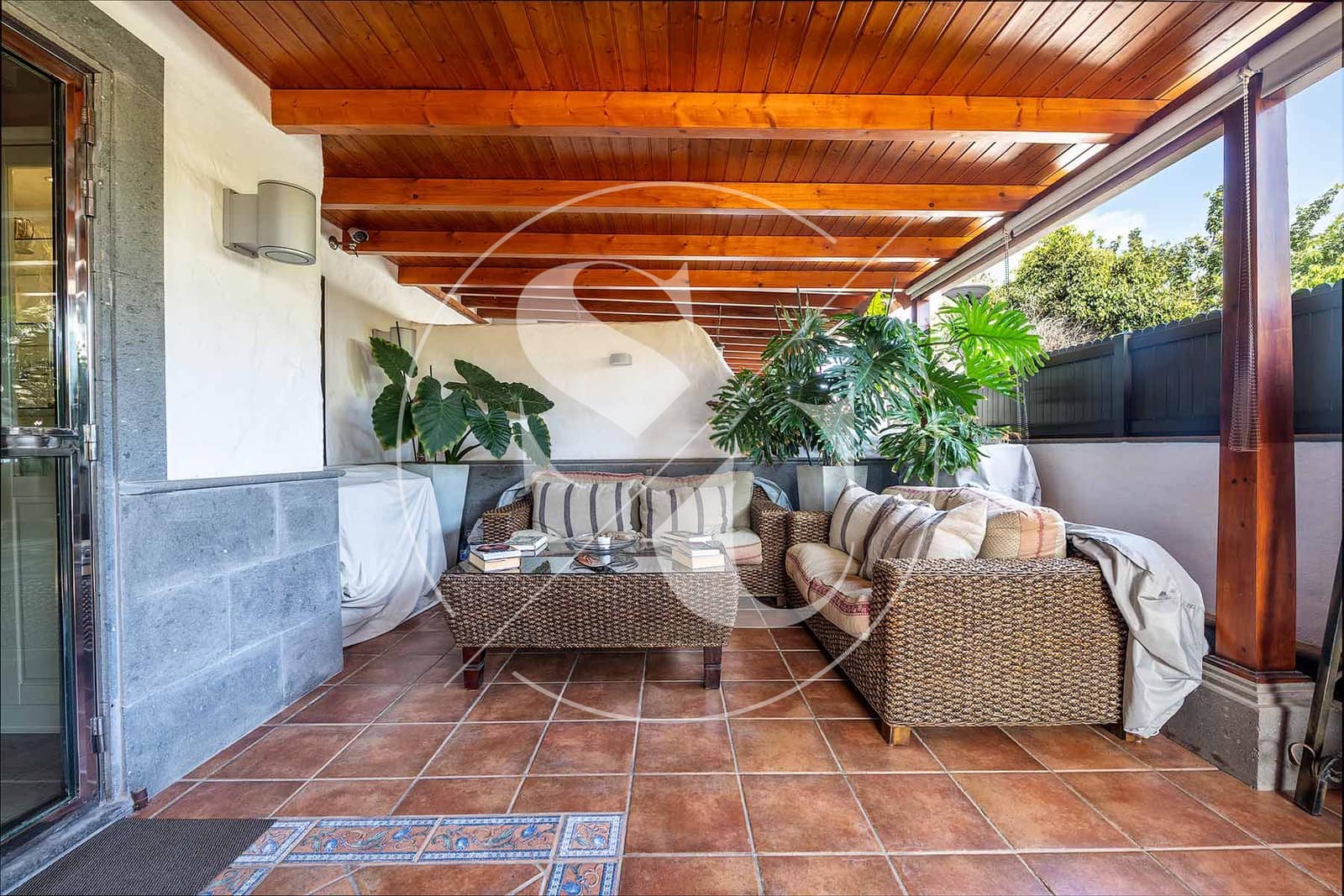 3 soveværelse Bungalow til salg i Playa del Ingles med swimmingpool garage - € 740.000 (Ref: 9004517)