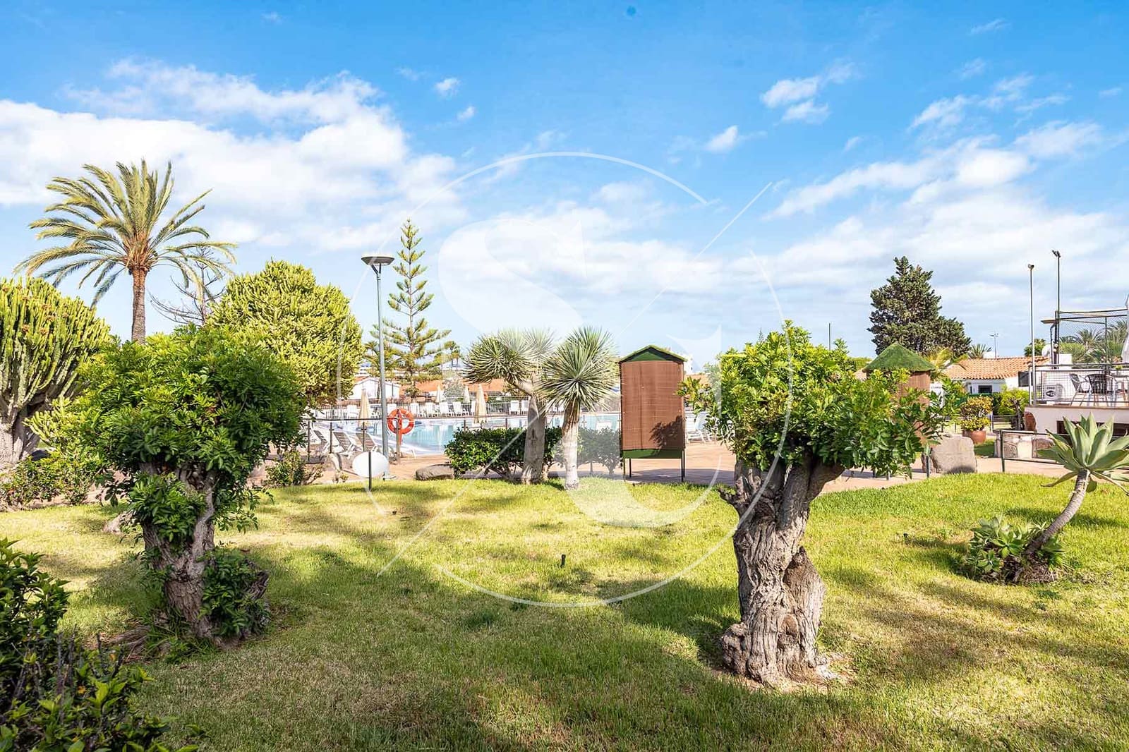 3 soveværelse Bungalow til salg i Playa del Ingles med swimmingpool garage - € 740.000 (Ref: 9004517)