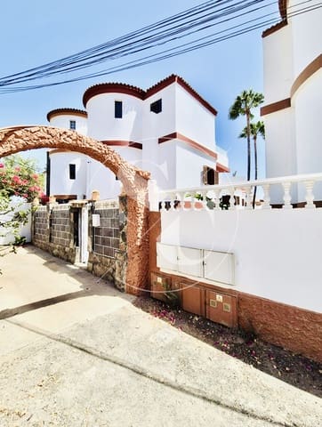 3 chambre Villa/Maison à vendre à Montaña la Data, San Bartolomé de Tirajana avec piscine - 379 000 € (Ref: 9193456)