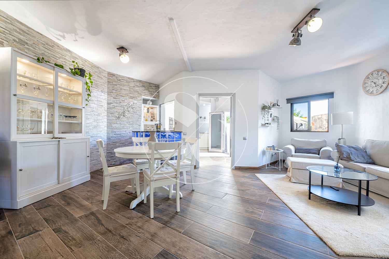 3 soverom Villa til salgs i Montana la Data med svømmebasseng - € 379 000 (Ref: 9193456)