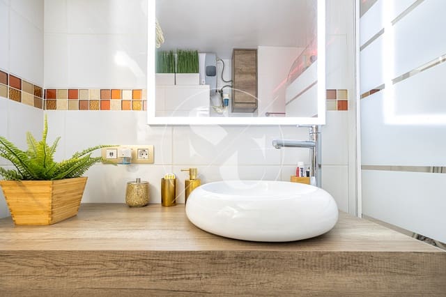 Appartamento sulla Spiaggia in vendita in Playa del Inglés, San Bartolomé de Tirajana con piscina garage - 269.000 € (Rif: 9304843)