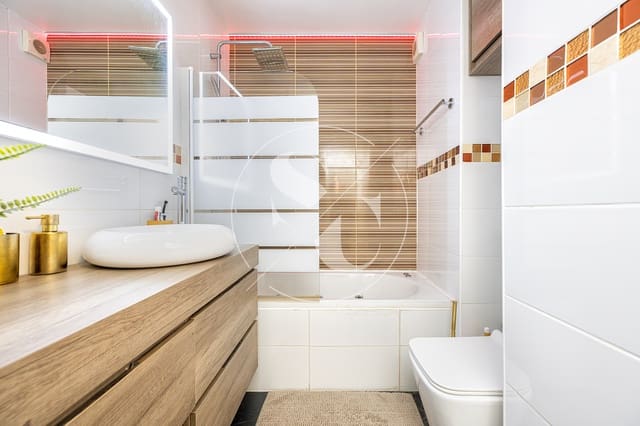 Appartamento sulla Spiaggia in vendita in Playa del Inglés, San Bartolomé de Tirajana con piscina garage - 269.000 € (Rif: 9304843)