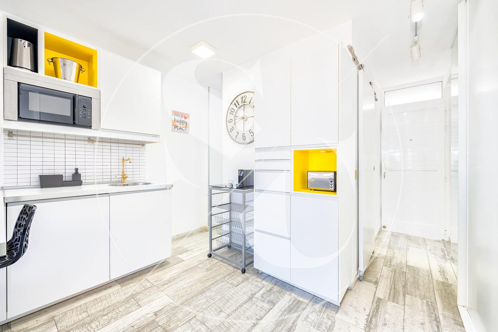 Apartment for sale in Playa del Ingles with pool - € 240,000 (Ref: 9439048)