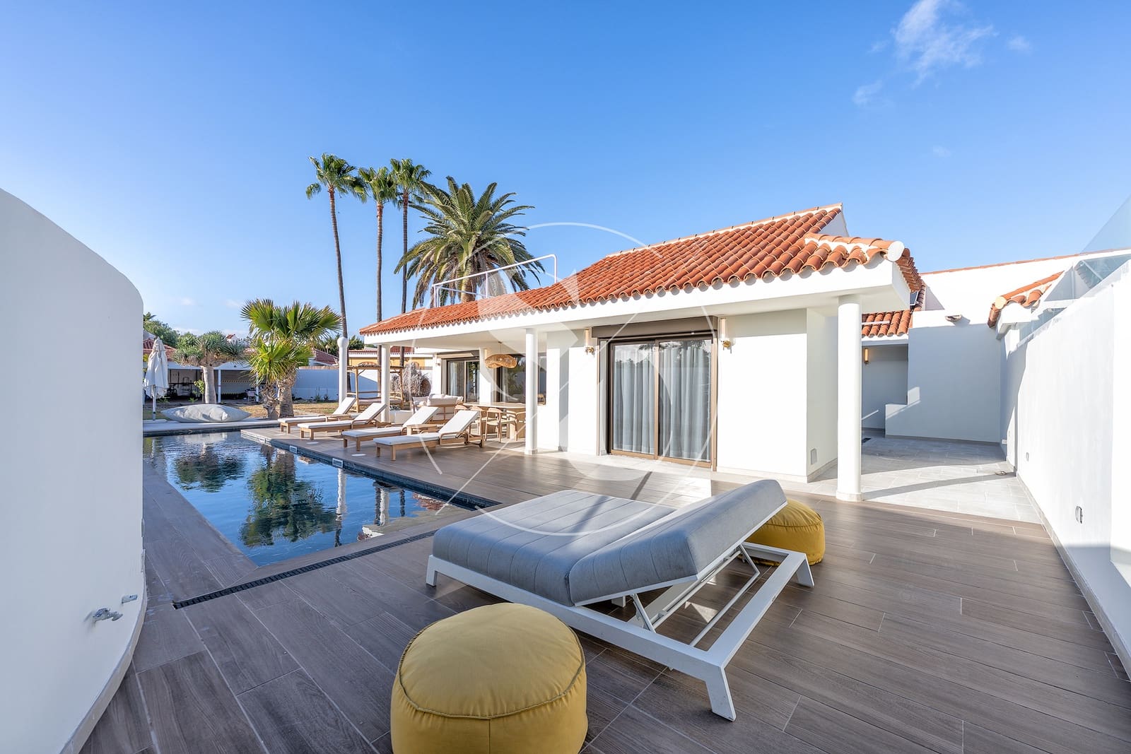 Chalet de 6 habitaciones en Maspalomas en venta con piscina garaje - 1.950.000 € (Ref: 9592142)