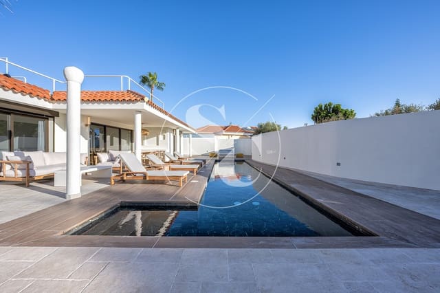 Chalet de 6 habitaciones en Maspalomas, San Bartolomé de Tirajana en venta con piscina garaje - 1.950.000 € (Ref: 9592142)