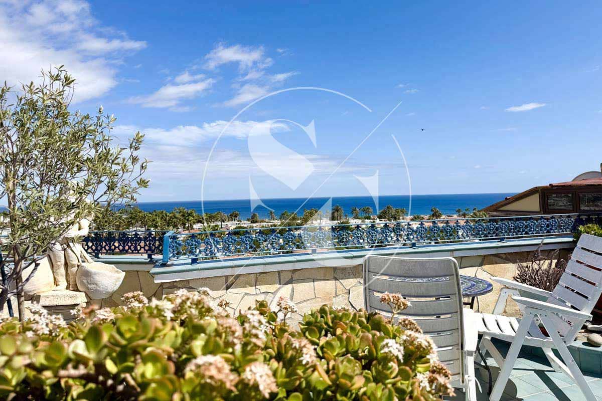 4 bedroom Penthouse for sale in Playa del Ingles with pool garage - € 985,000 (Ref: 9694162)