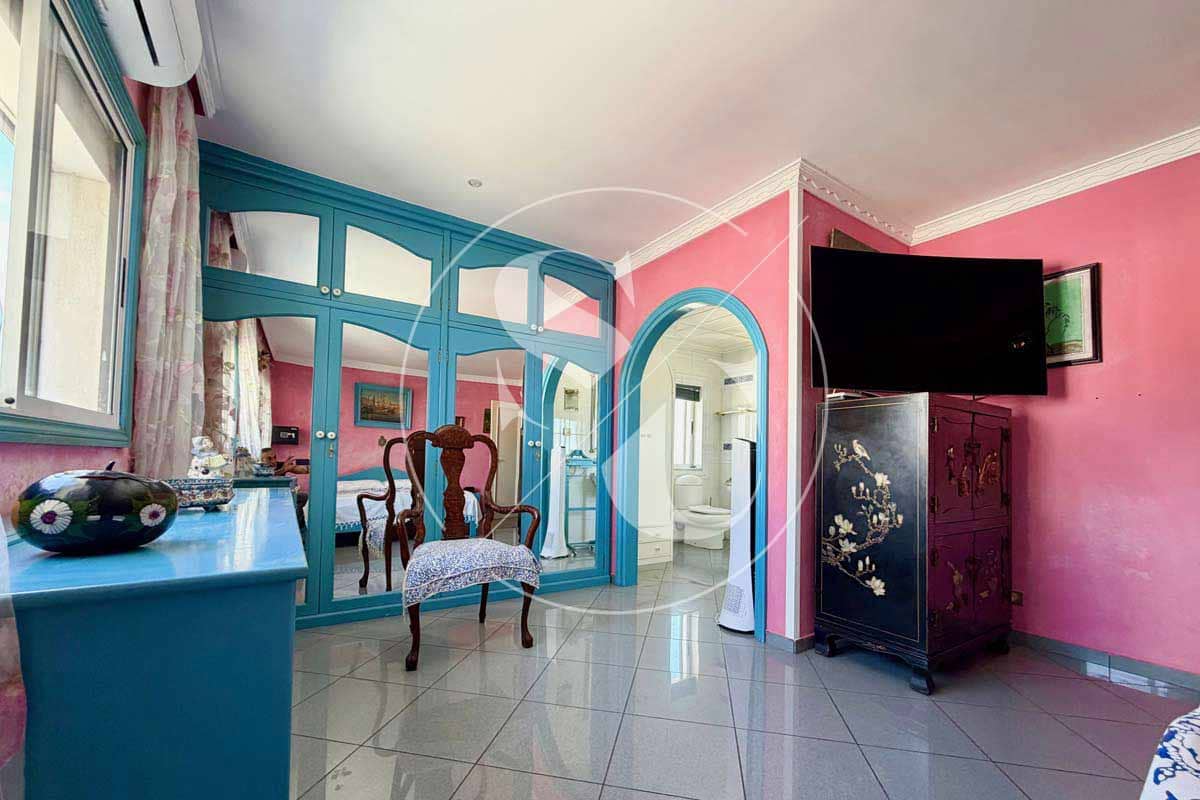 4 bedroom Penthouse for sale in Playa del Ingles with pool garage - € 985,000 (Ref: 9694162)