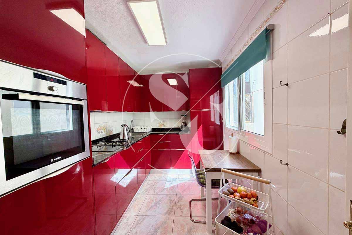 4 bedroom Penthouse for sale in Playa del Ingles with pool garage - € 985,000 (Ref: 9694162)