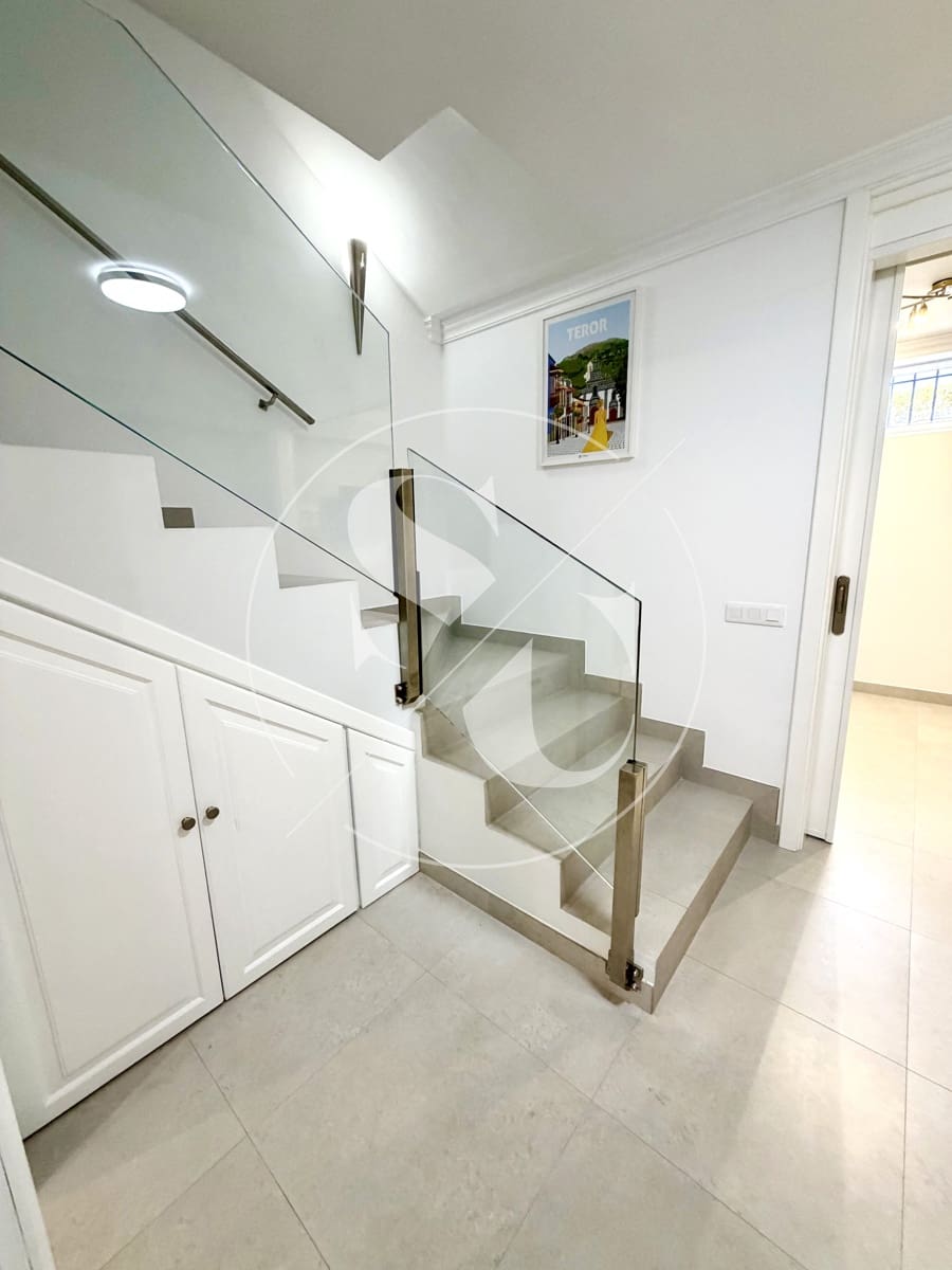 4 bedroom Villa for sale in Maspalomas with pool garage - € 795,000 (Ref: 9727488)