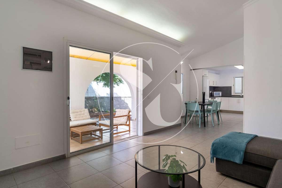 3 quarto Moradia para arrendar em Maspalomas com garagem - 2 600 € (Ref: 9793840)