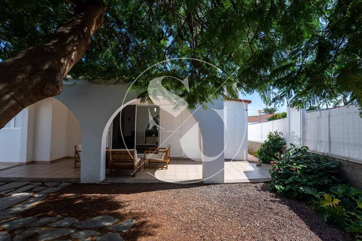 3 quarto Moradia para arrendar em Maspalomas com garagem - 2 600 € (Ref: 9793840)