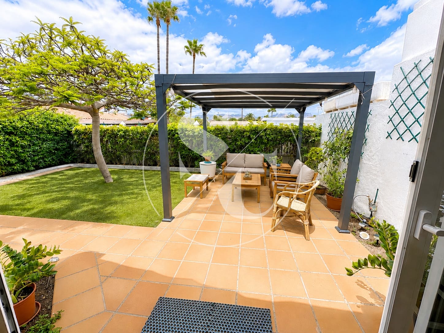 2 quarto Moradia para arrendar em Maspalomas com garagem - 1 700 € (Ref: 9826927)