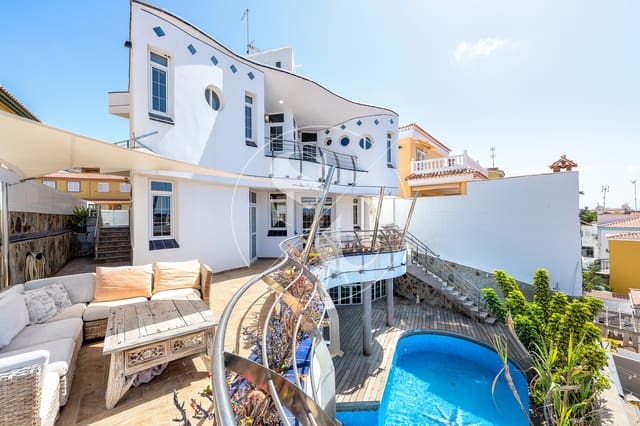 5 chambre Villa/Maison à vendre à Maspalomas, San Bartolomé de Tirajana avec piscine garage - 980 000 € (Ref: 9945033)