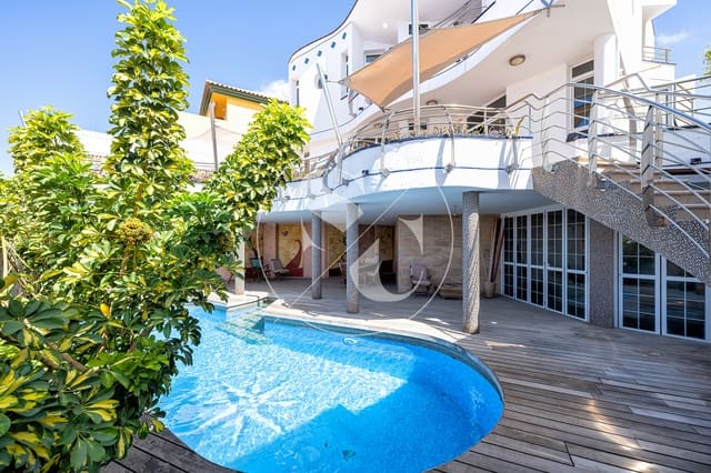 5 chambre Villa/Maison à vendre à Maspalomas, San Bartolomé de Tirajana avec piscine garage - 980 000 € (Ref: 9945033)
