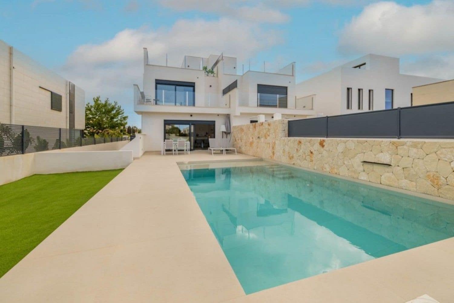 4 quarto Moradia para venda em Puig de Ros com piscina garagem - 1 189 000 € (Ref: 10176866)