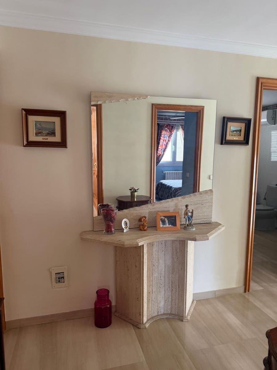 4 bedroom Villa for sale in Sa Cabaneta / La Cabaneta with garage - € 950,000 (Ref: 8347796)