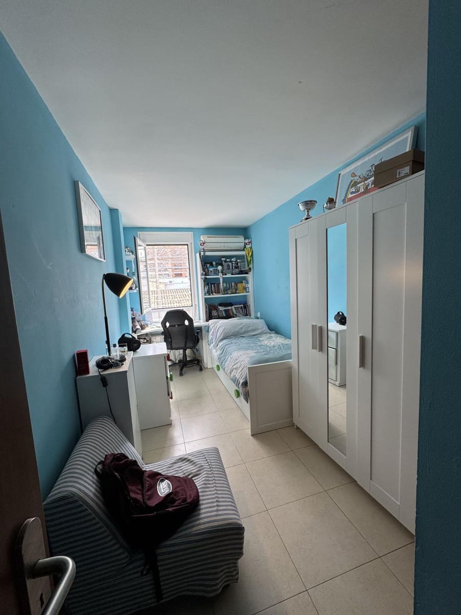 3 bedroom Flat for sale in Palma de Mallorca - € 450,000 (Ref: 8370770)